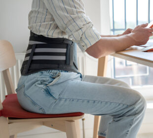 Nugaros diržas nuo skausmo