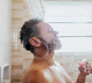 Kaip dažnai reikėtų praustis duše