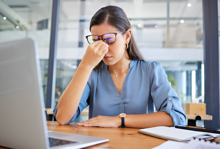 Kodėl jus kamuoja įtampos galvos skausmai